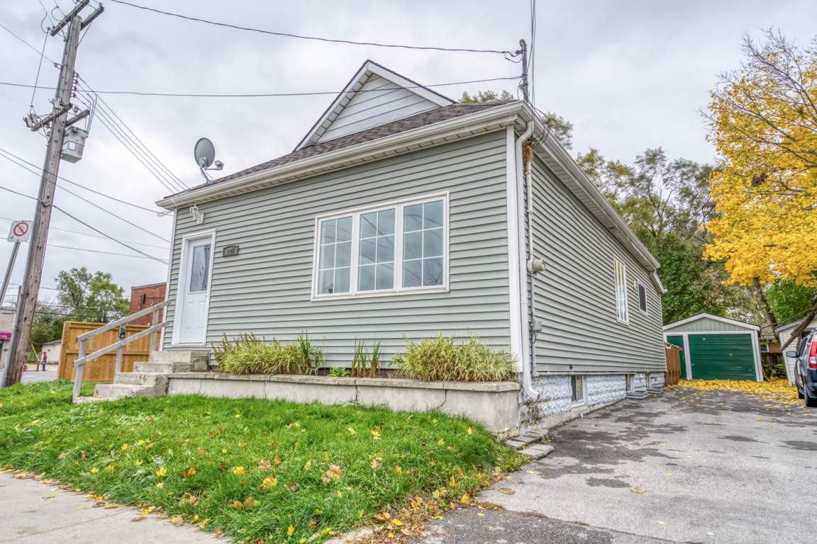 224 Brucedale Apartments in Centremount, Hamilton, ON L9A 1P3 Zumper