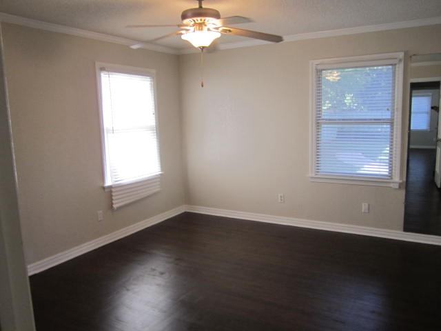 4036 Northwest 30th Terrace - Photo 6 of 15