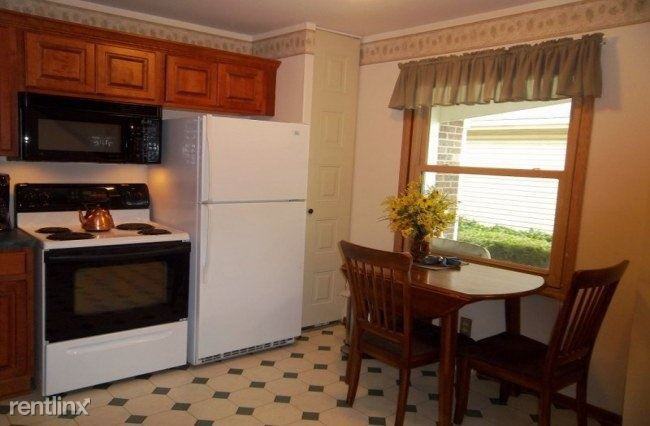 6232 W College Ave - Photo 3 of 14