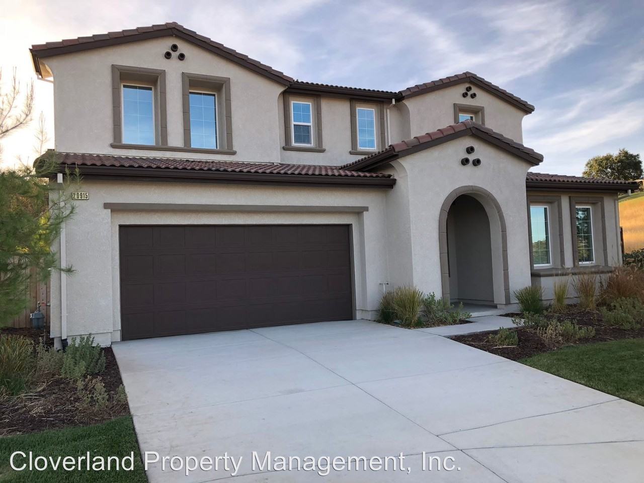 20915 Zinfandel Ct - Photo 2 of 49