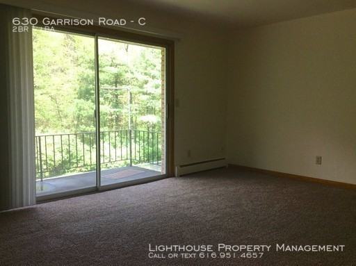 630 Garrison Ave #C - Photo 3 of 18