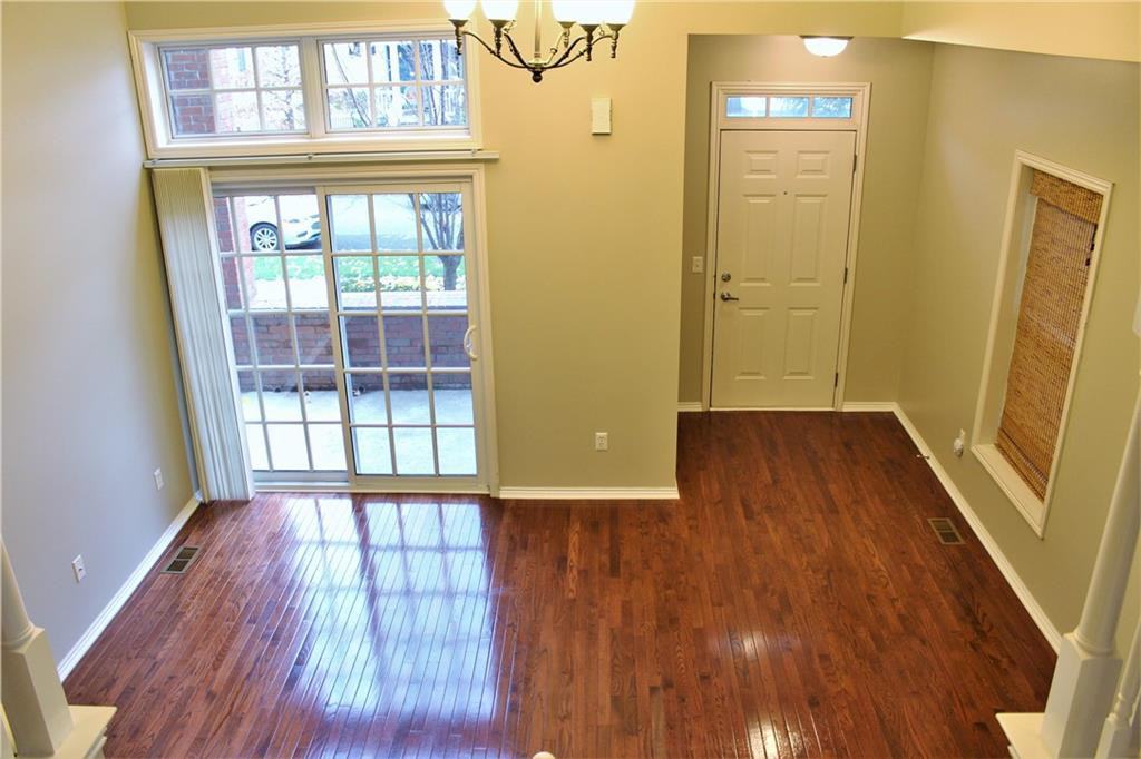 50103 Harding St - Photo 3 of 24
