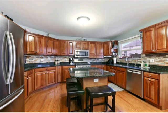 25700 S Hoover Ct - Photo 2 of 4