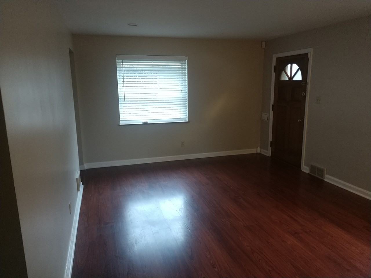 3910 N Fordham Pl - Photo 2 of 12