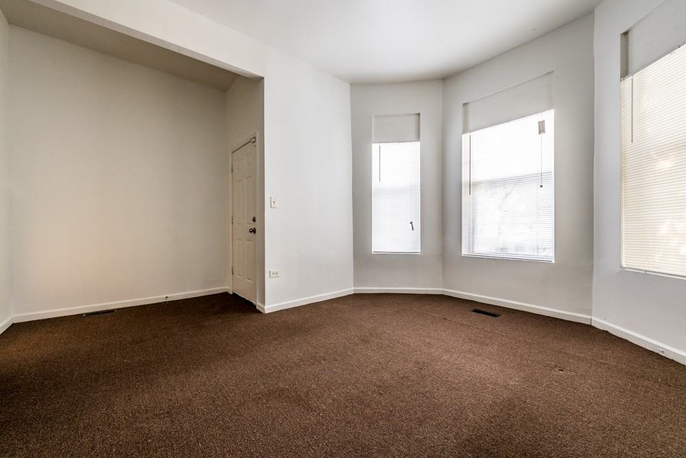 1224 S Troy - Photo 3 of 8