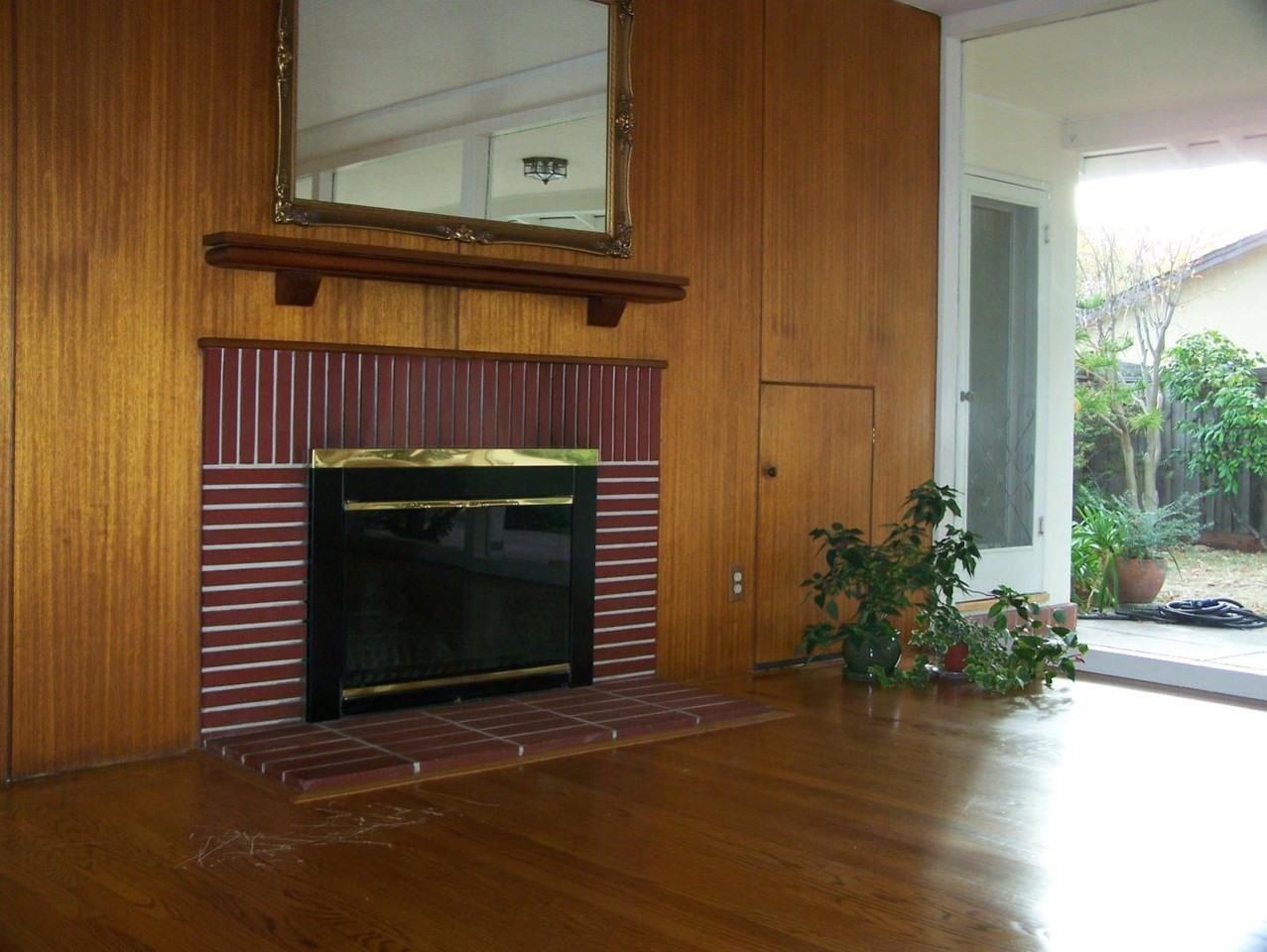 2605 Hopkins Ave - Photo 3 of 19