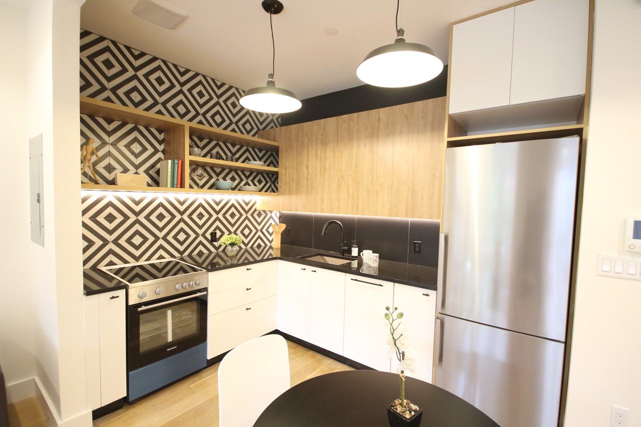 961 Willoughby Avenue #3C