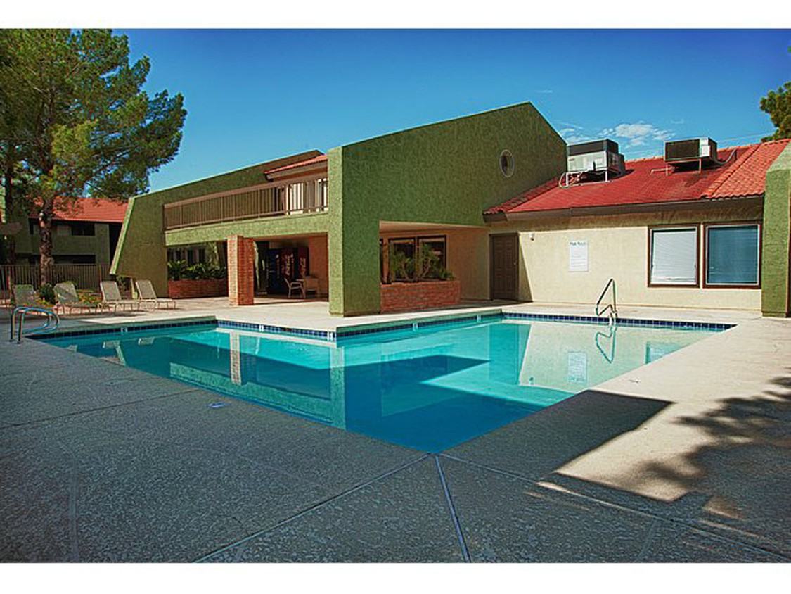 Remington Place - Photo 3 of 8