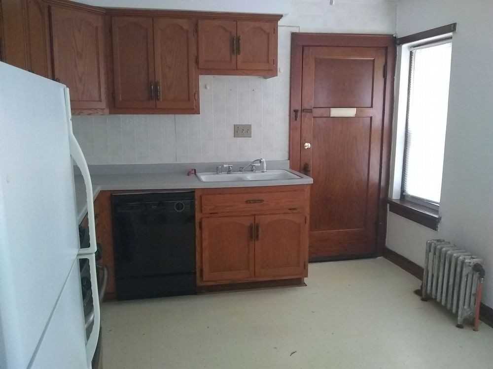 5310 W Greenfield Ave - Photo 2 of 7