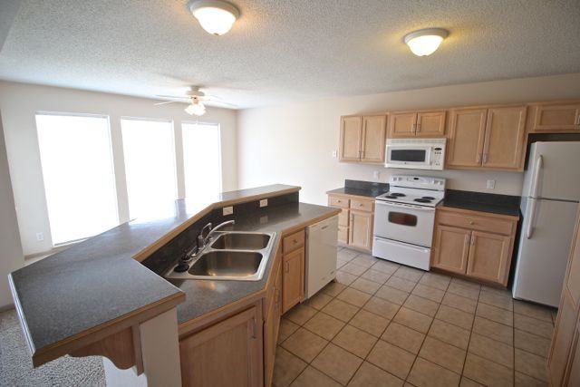 Falcon Falls Apartments 6943 North Bedford Avenue, Kansas City, MO