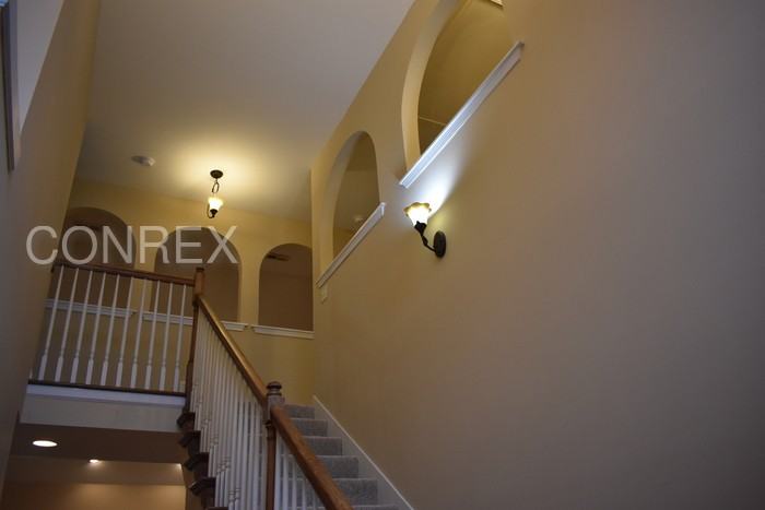 1023 Kerry Dr - Photo 3 of 12