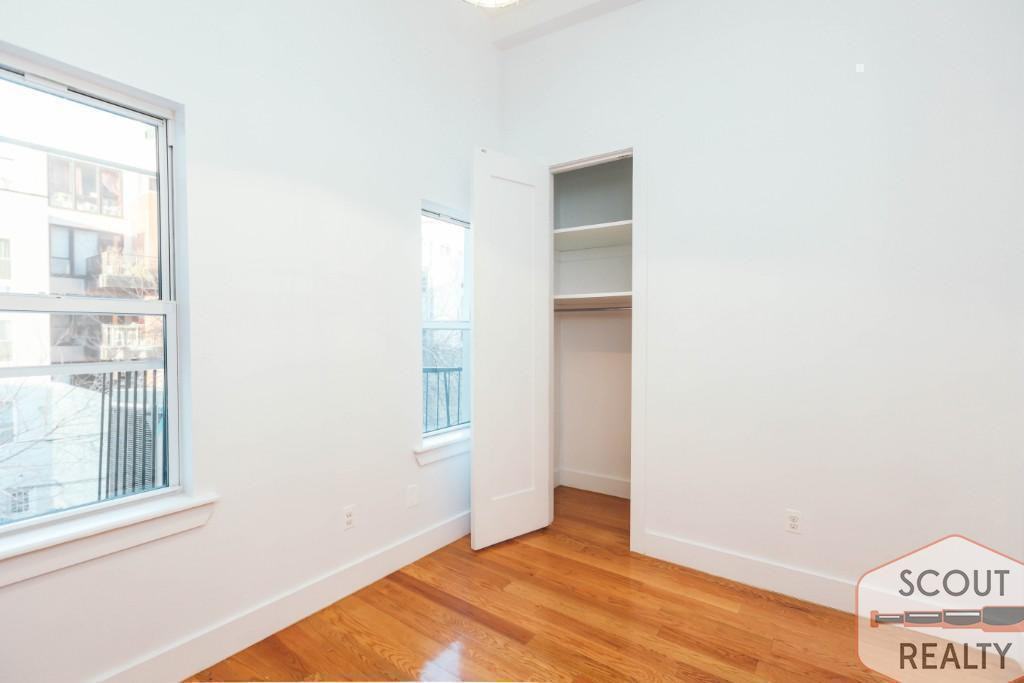 31 Montrose Avenue #IIL