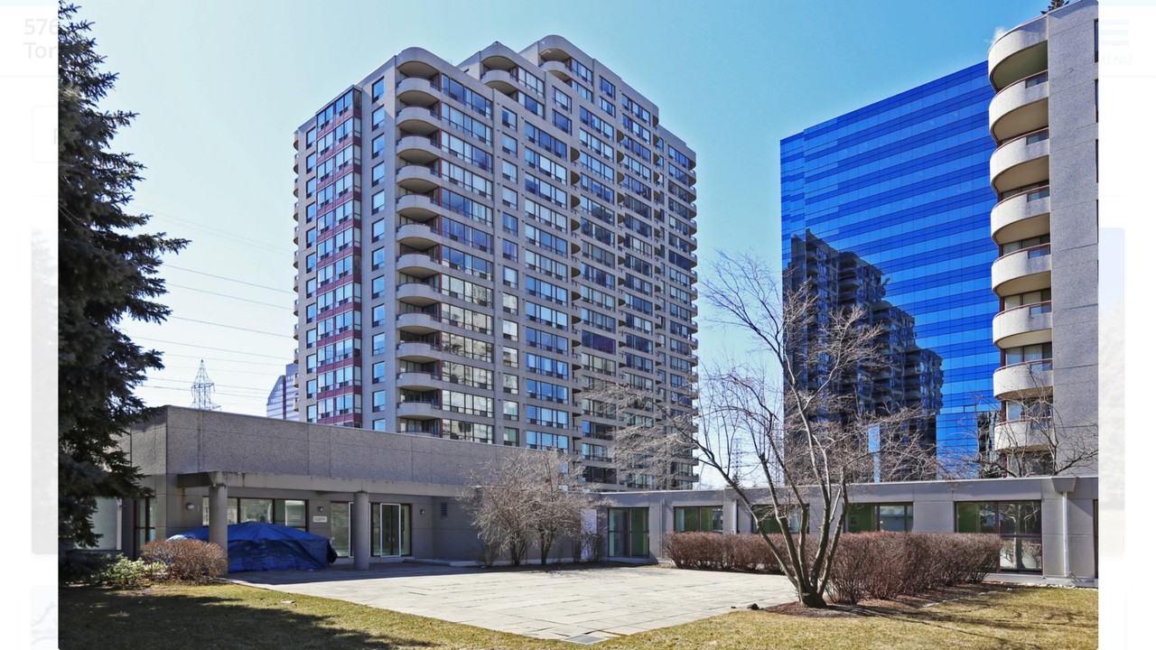 5765 Yonge Street, Toronto, ONTARIO M2M 4H9 1 Bedroom Apartment for