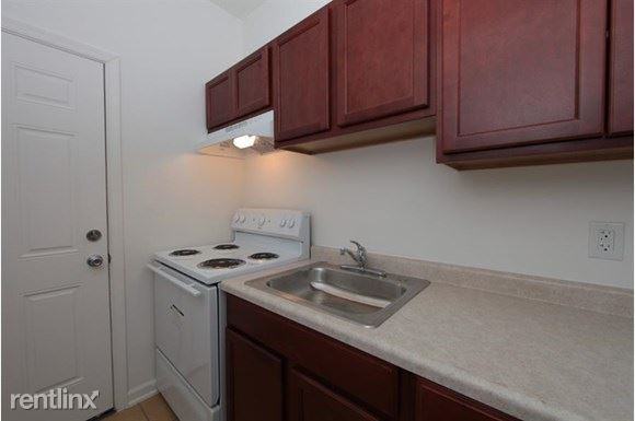 3306 Clifton Ave #4 - Photo 3 of 7