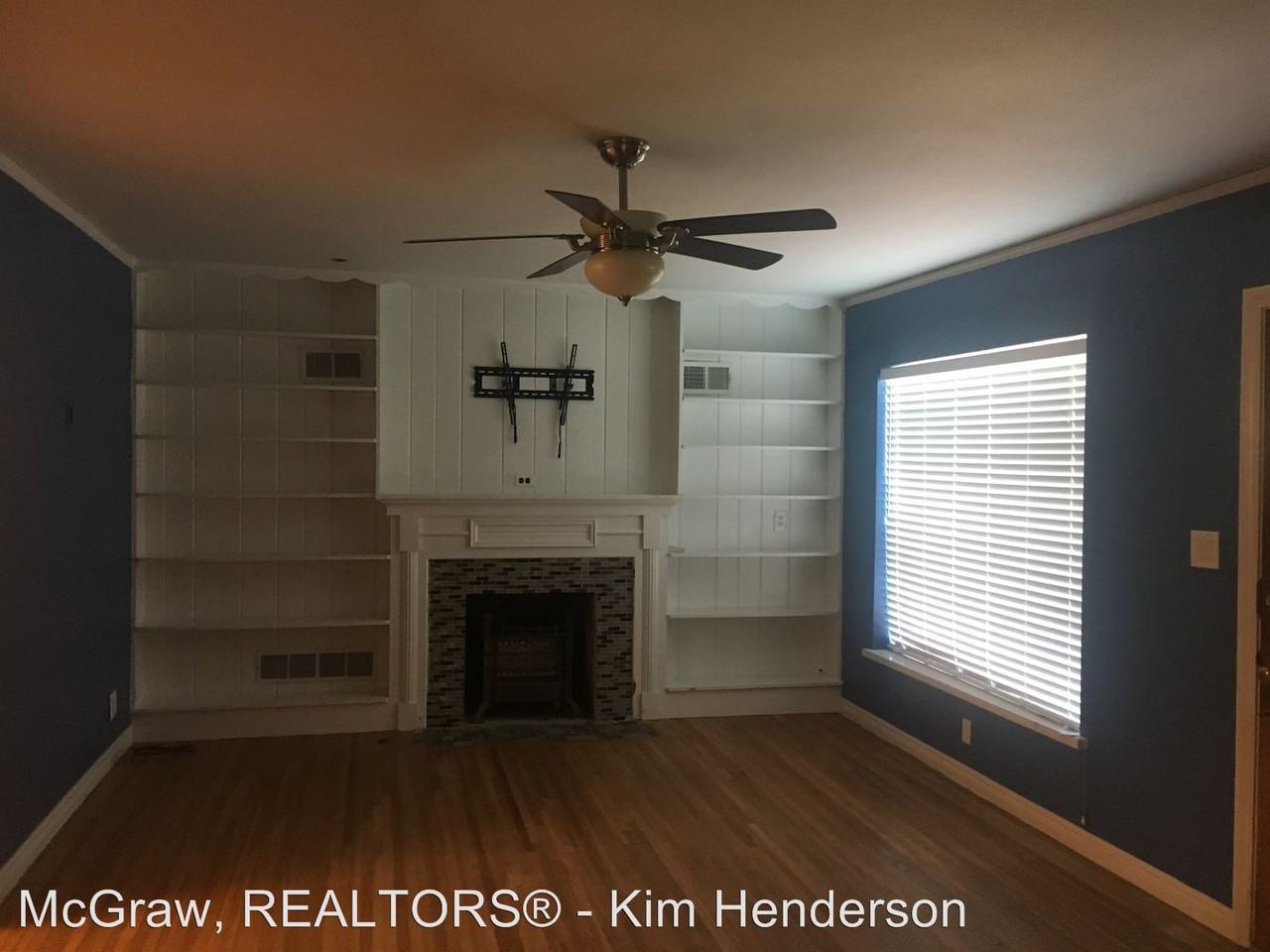 3002 E 21st St - Photo 3 of 14