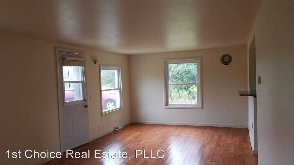 2140 Sandhill Rd - Photo 3 of 9