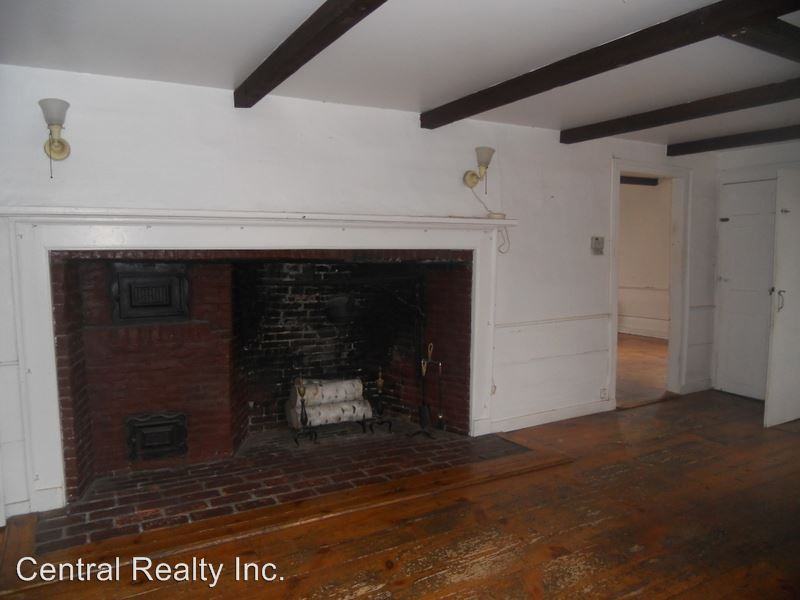 626 Daniel Webster Hwy - Photo 3 of 12