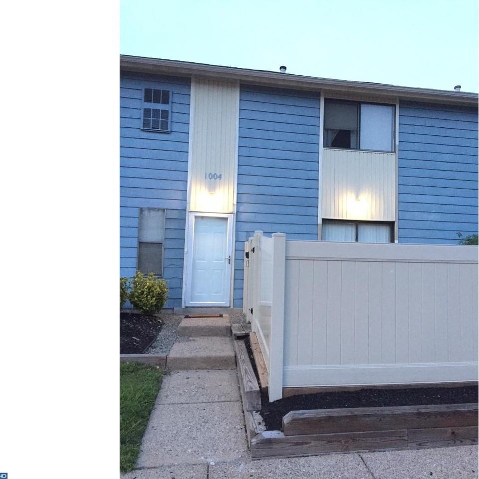 1004 Mason Run - Photo 2 of 25