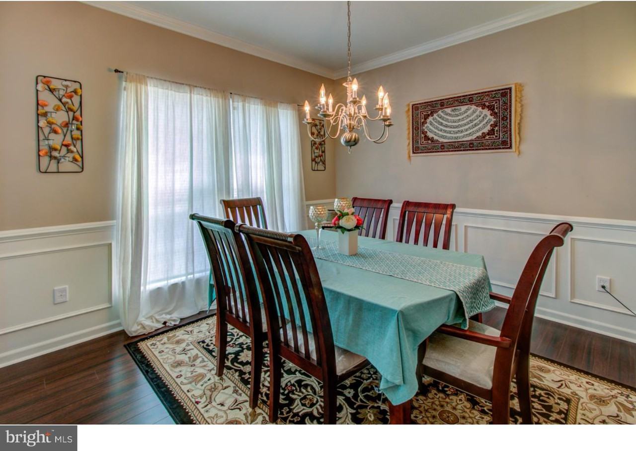 287 Evelyn Ave - Photo 3 of 21