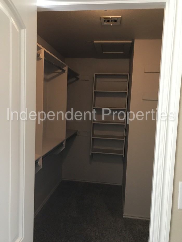 8232 E 19th St - Photo 2 of 5