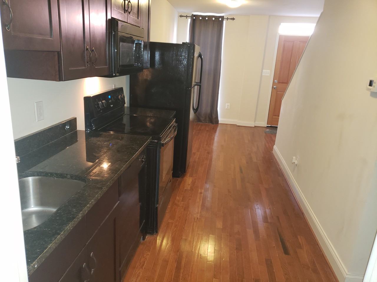 437 Pitman Place - Photo 3 of 28