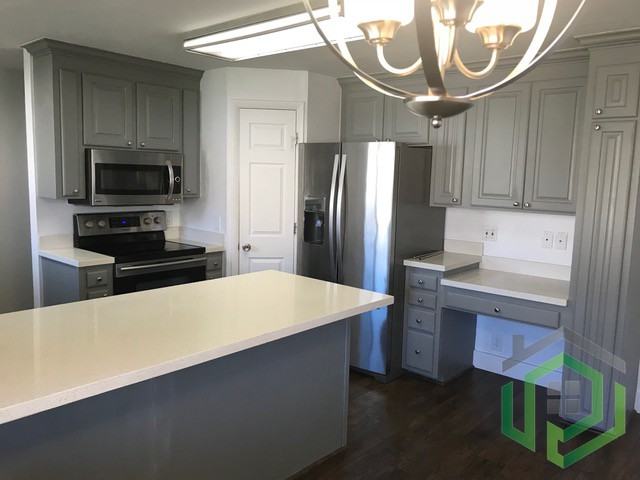 927 Zobell Drive - Photo 2 of 17