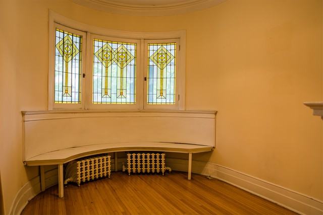 54 N Liberty St - Photo 3 of 4