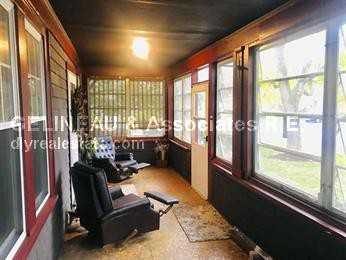 122 Dale St - Photo 3 of 24