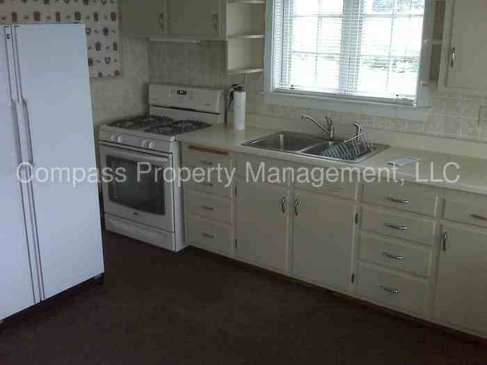 2965 W Main St - Photo 2 of 7