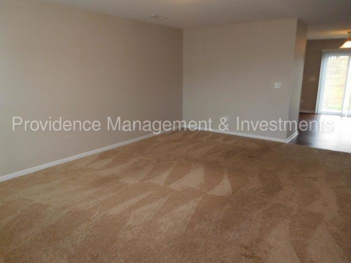 1902 Windy Willow Lane - Photo 2 of 9