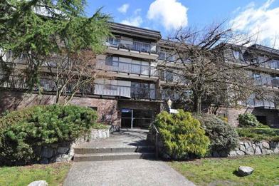 270 3rd Street West 303 North Vancouver Bc V7m 1g1 1 Bedroom Condo For Rent For 1 750 Month Zumper
