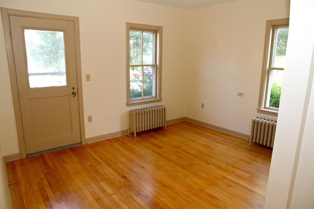 124 N Willard St #124 - Photo 3 of 15