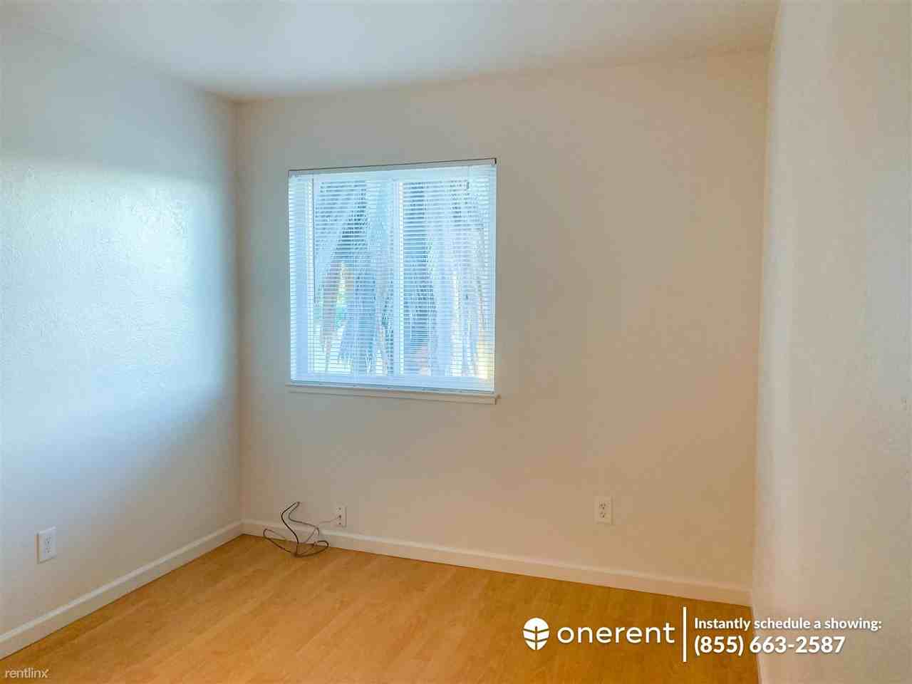 3151 Shofner Pl - Photo 3 of 13