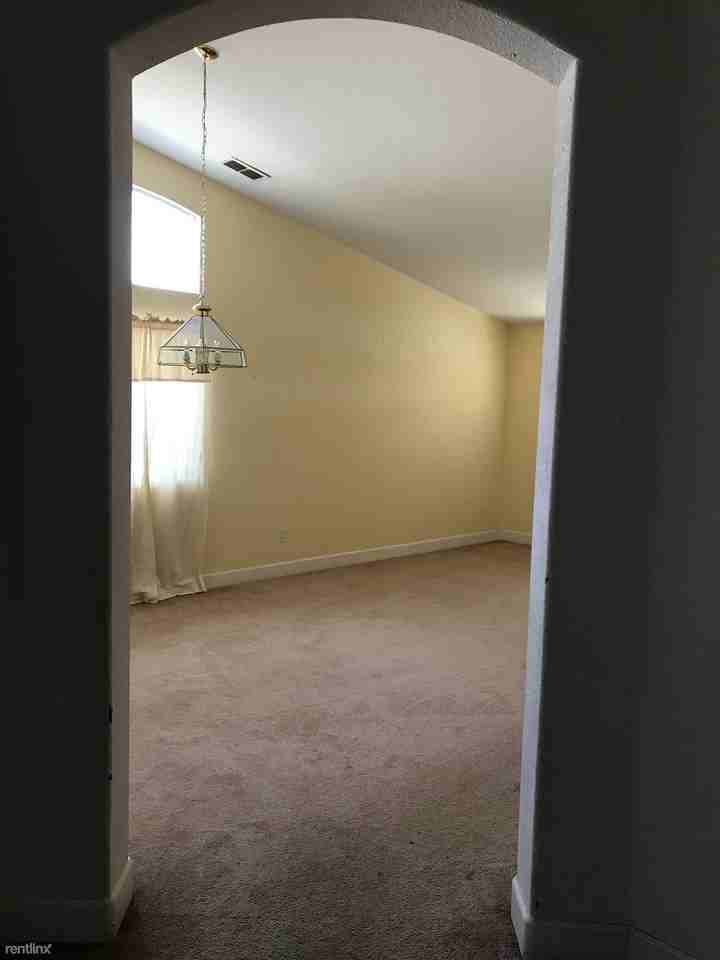 11018 Malibu Ave - Photo 3 of 27