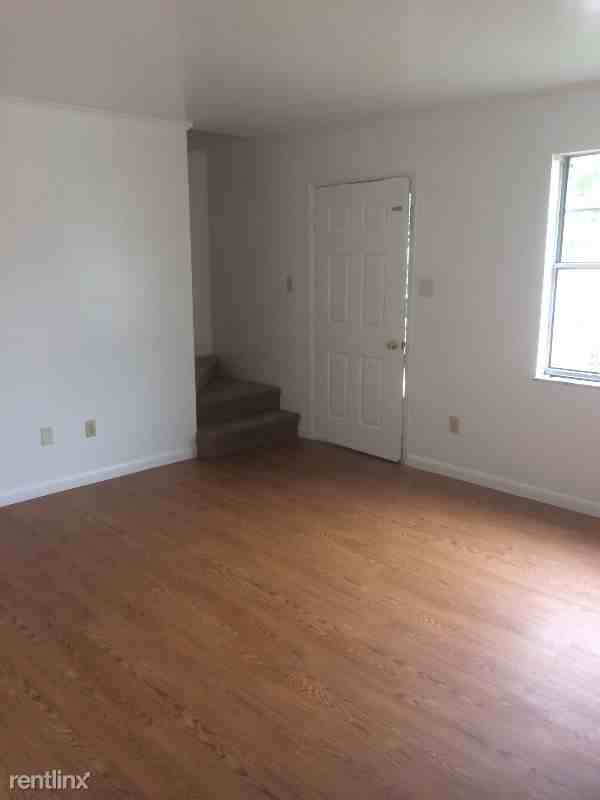 6820 Linville Dr - Photo 3 of 17