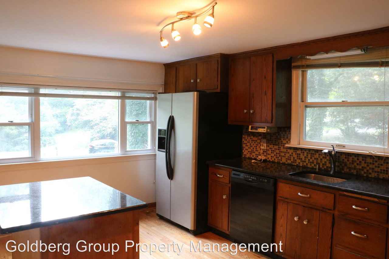 1906 Kimberly Rd - Photo 3 of 26