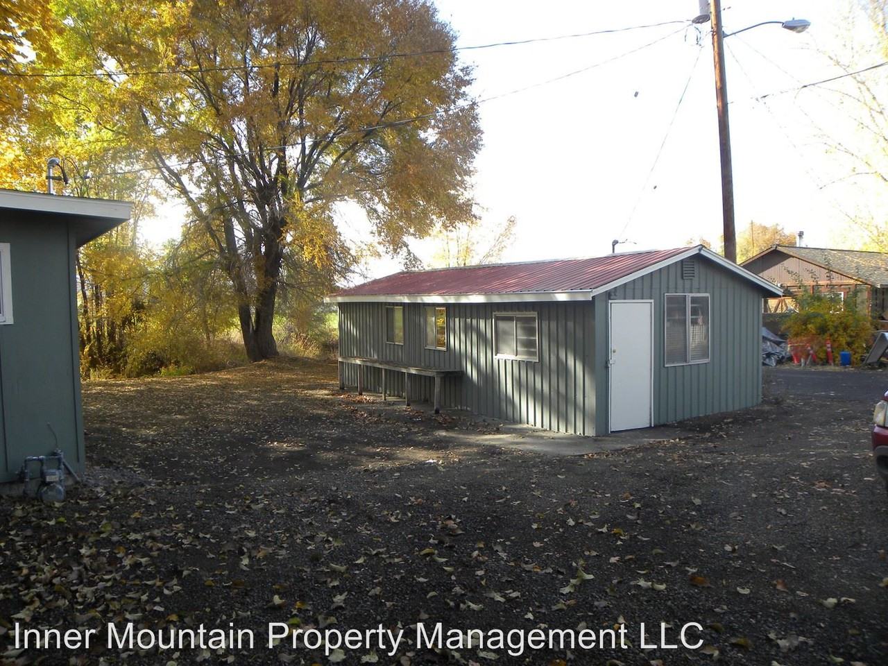 120 NE Spruce Ln - Photo 2 of 18