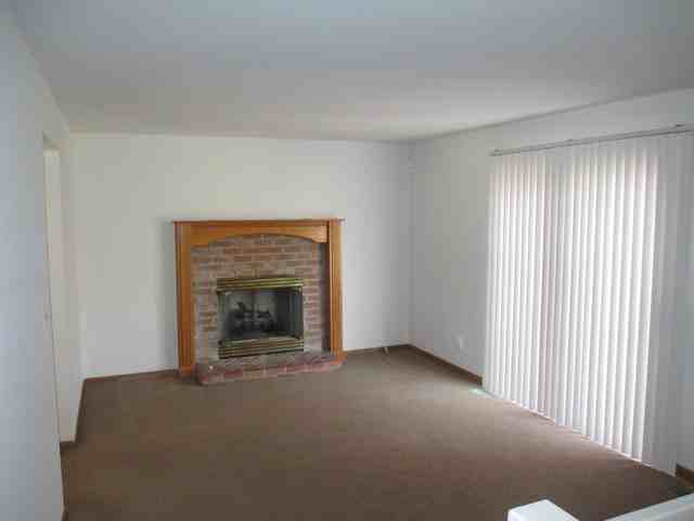 664 Regent Dr - Photo 3 of 18