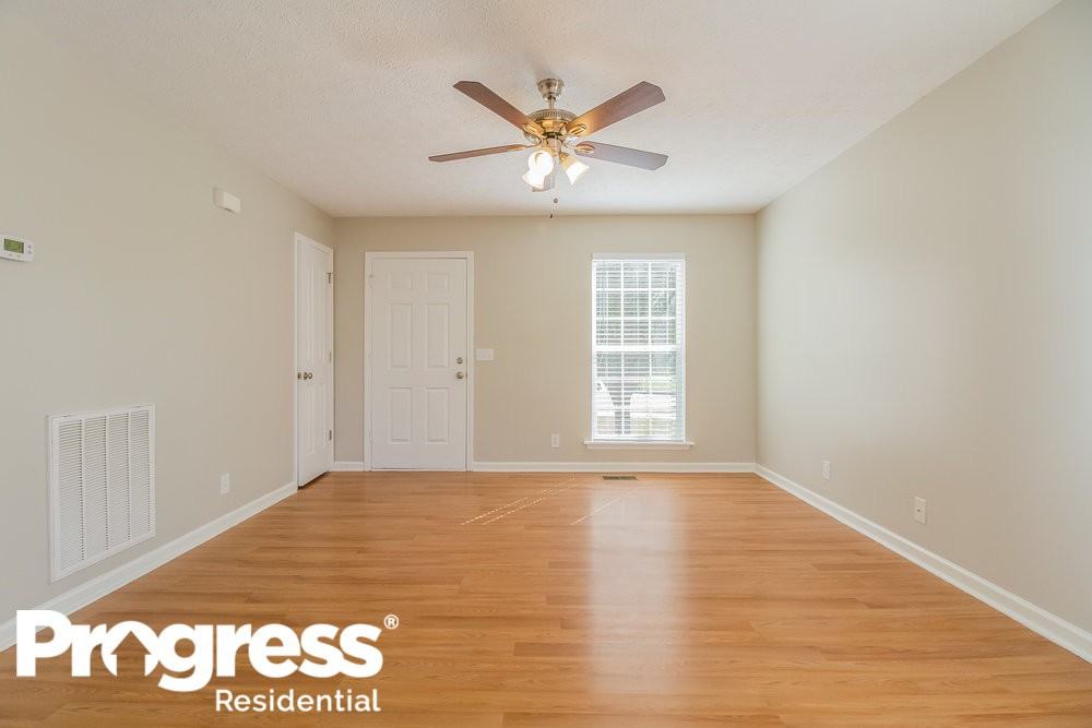 7835 Rainey Dr - Photo 2 of 18