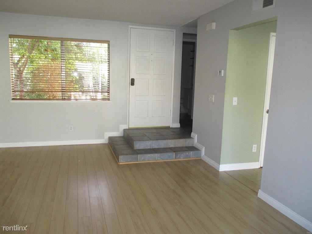 15175 Marquette St #B - Photo 3 of 29