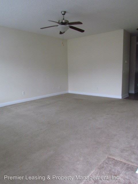 368 Laurel Oak Ln - Photo 3 of 10