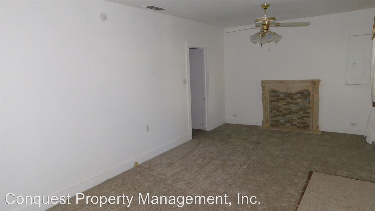 1615 Magnolia - Photo 2 of 17