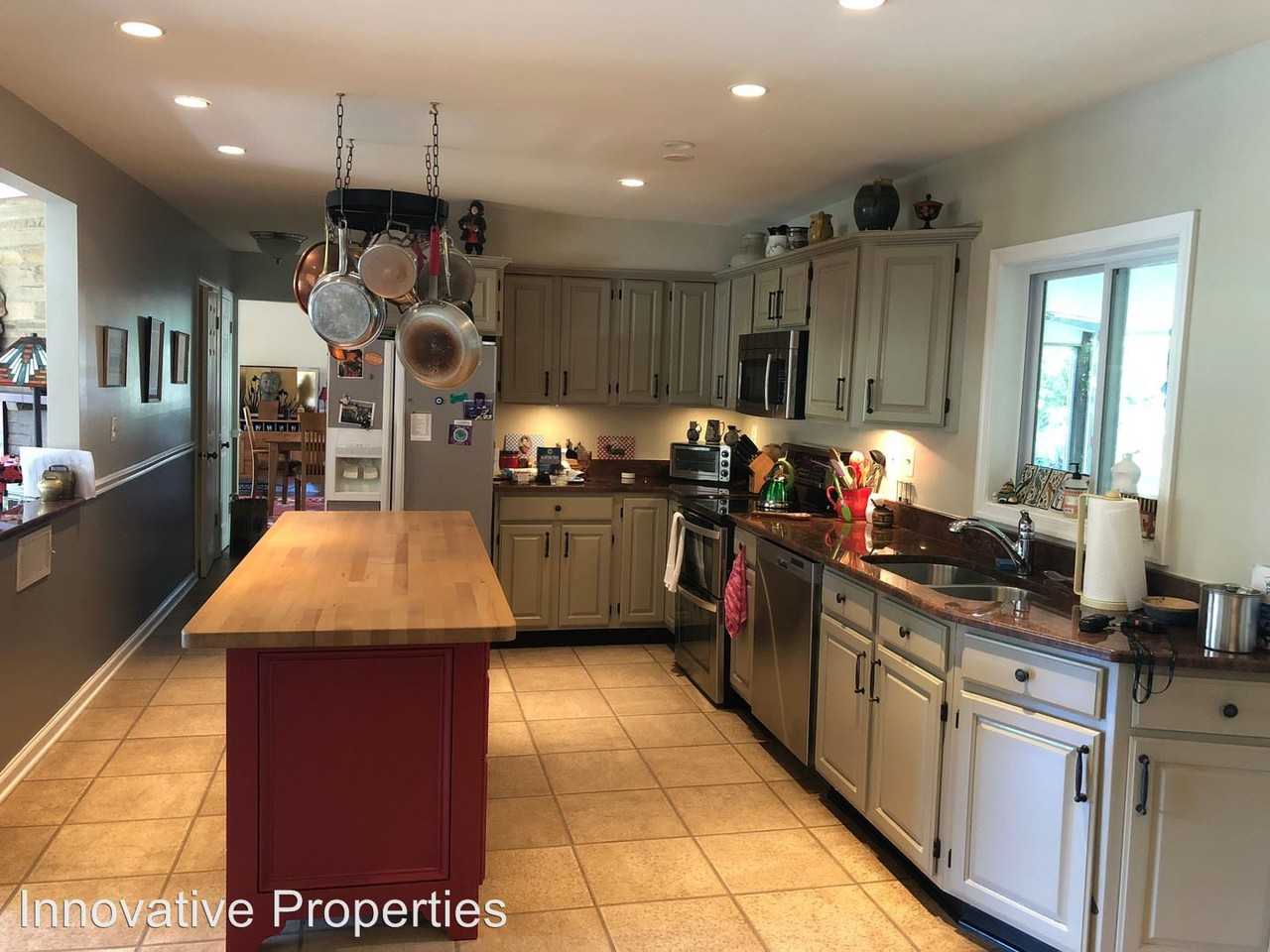 627 Harbor Dr - Photo 3 of 27