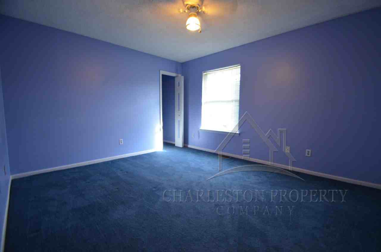 315 Courtney Round - Photo 3 of 8