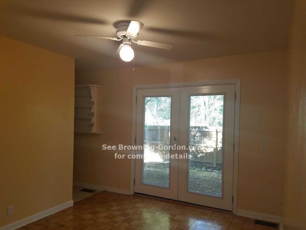 536 Doral Country Dr - Photo 3 of 9