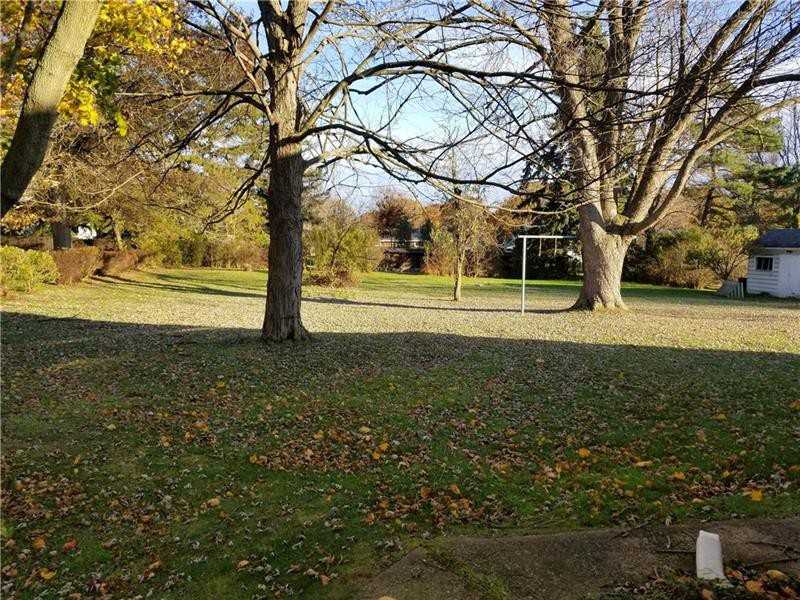 108 Center Dr - Photo 2 of 25