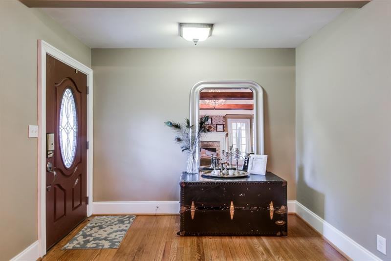 392 Collier Rd NW - Photo 2 of 40