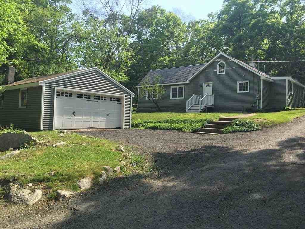 359 Mansfield St - Photo 2 of 17