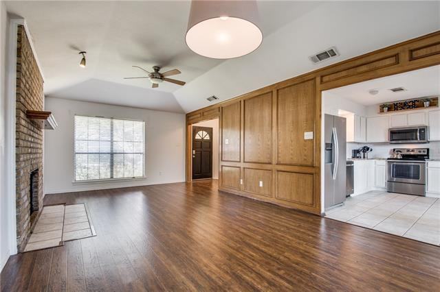 217 Ginger Ln - Photo 3 of 12