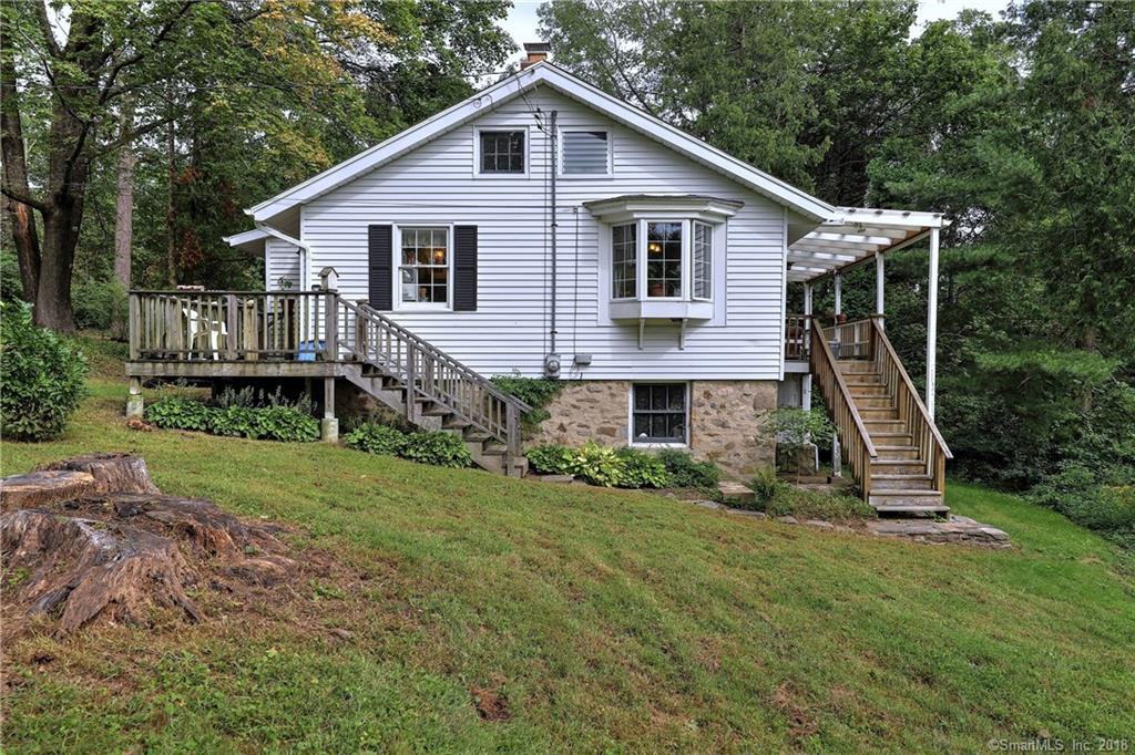 350 Amity Rd - Photo 2 of 16